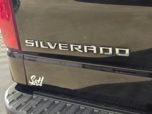 Used 2020 Chevrolet Silverado 1500 Custom w/ Custom Value Package RWD image 46