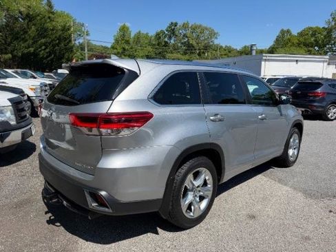 Used 2017 Toyota Highlander Limited AWD/4WD image 5