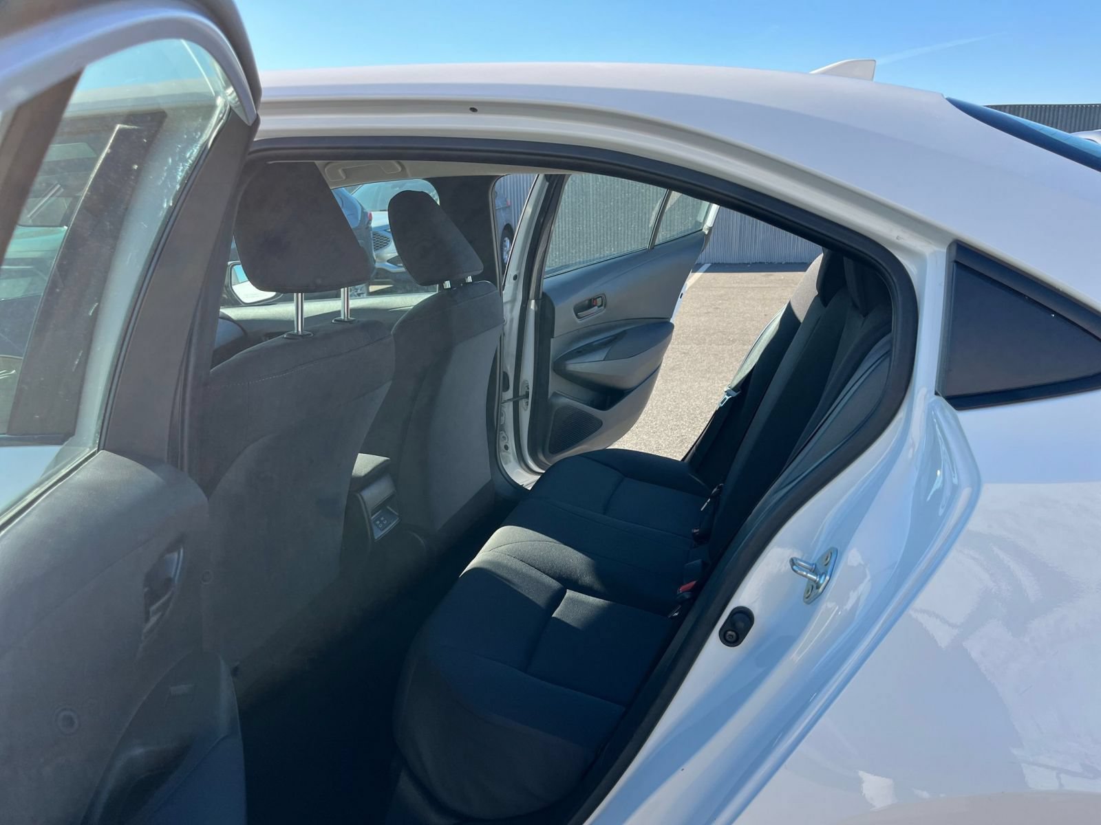 Used 2025 Toyota Corolla LE FWD image 24