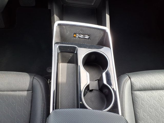 Used 2025 Chevrolet Equinox LT w/ Convenience Package II FWD image 18