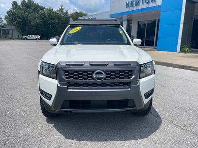 Used 2025 Nissan Frontier SV w/ SV Convenience Package