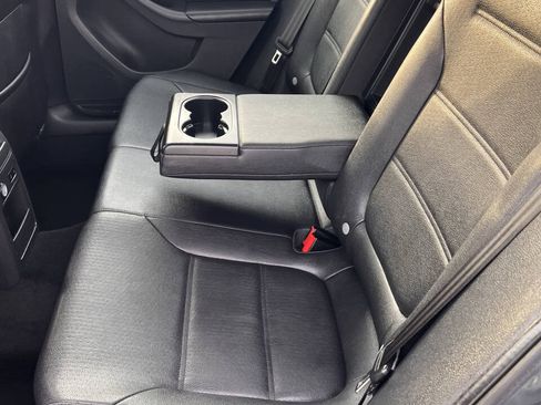 Used 2012 Volkswagen Jetta SE FWD image 14