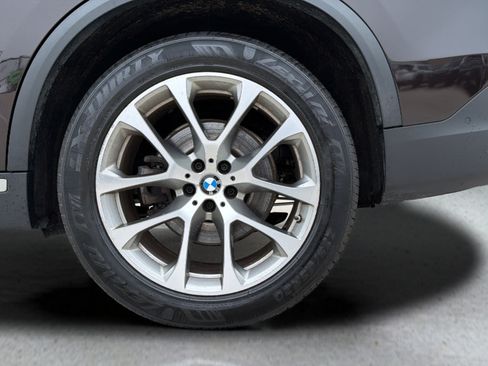 Used 2021 BMW X5 xDrive40i w/ Premium Package AWD/4WD image 29