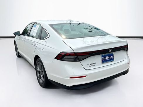 Certified 2023 Honda Accord EX image 6