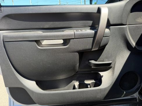 Used 2013 Chevrolet Silverado 1500 LT w/ All-Star Edition AWD/4WD image 9