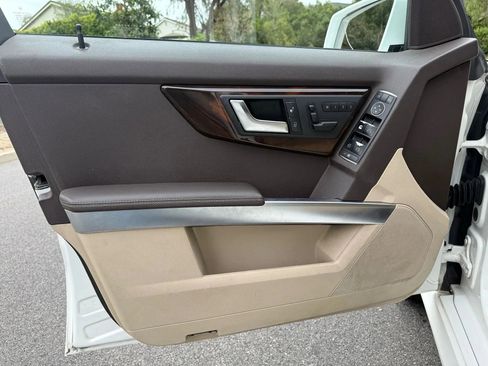 Used 2014 Mercedes-Benz GLK 350 2WD image 11