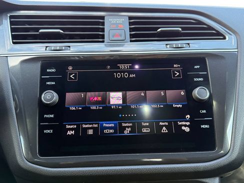 Used 2021 Volkswagen Tiguan SE R-Line FWD image 14