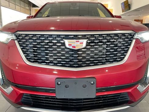 Certified 2024 Cadillac XT6 Premium Luxury image 10