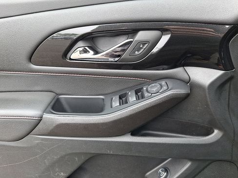 Used 2023 Chevrolet Traverse RS image 13