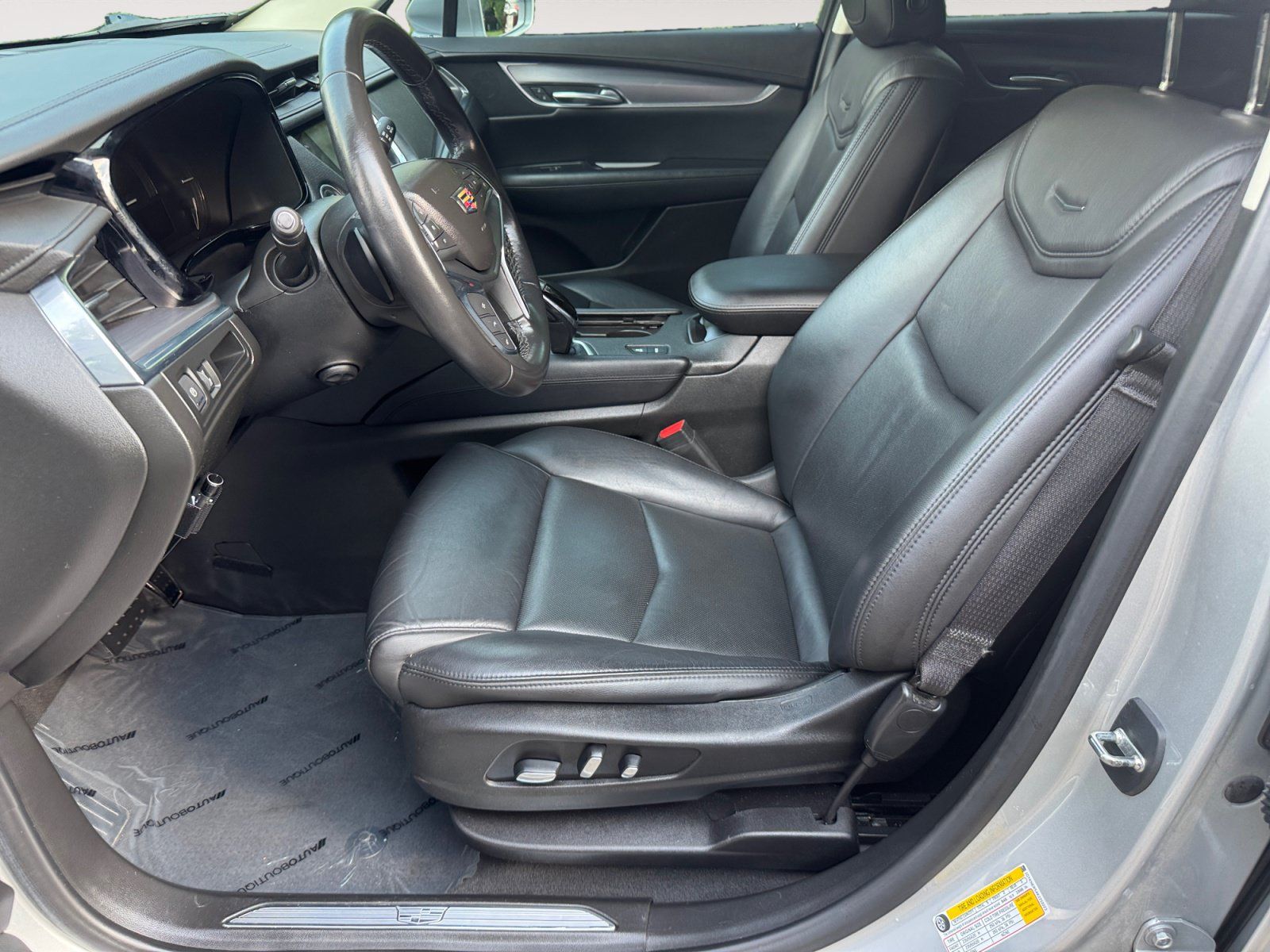 Used 2019 Cadillac XT5 Premium Luxury FWD image 9