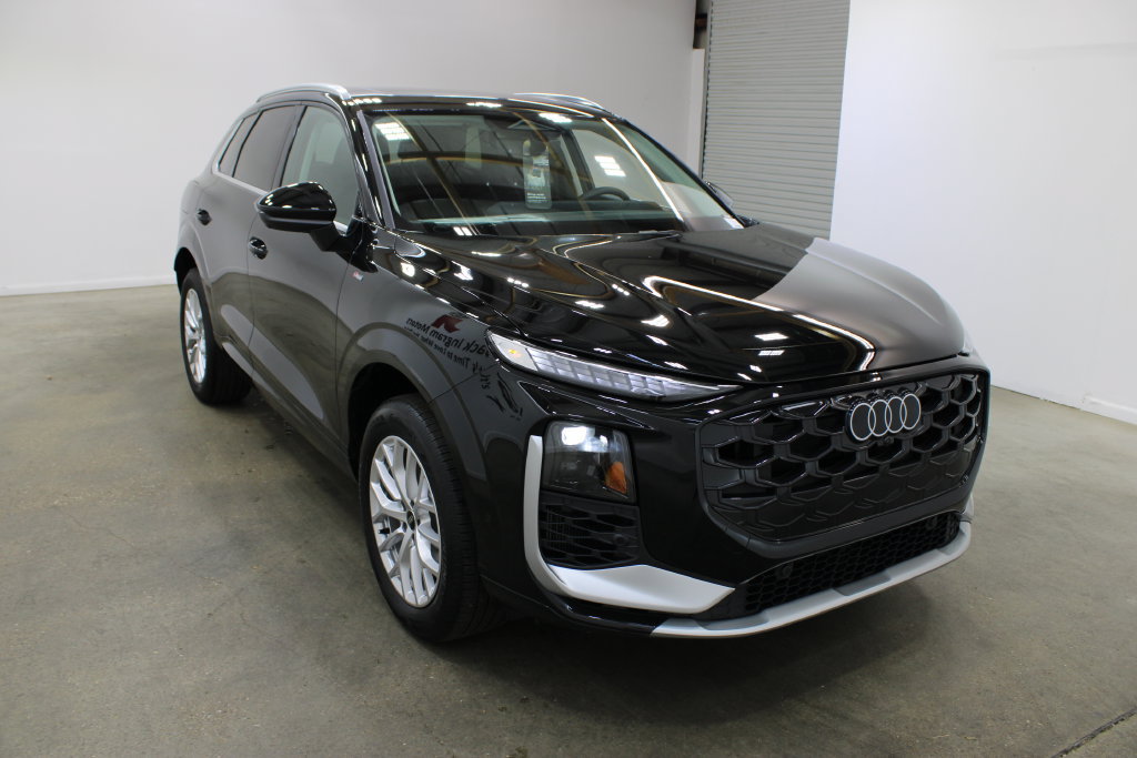 New 2026 Audi Q3 quattro 2.0T AWD/4WD image 6