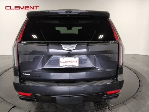 Used 2023 Cadillac Escalade Sport Platinum w/ LPO, ONYX Package image 6