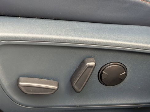 Used 2024 Ford Maverick Lariat w/ FX4 Off-Road Package image 16