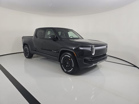 Used 2025 Rivian R1T Adventure AWD/4WD image 7