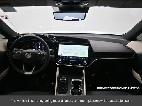 Used 2023 Lexus RZ 450e Premium image 15