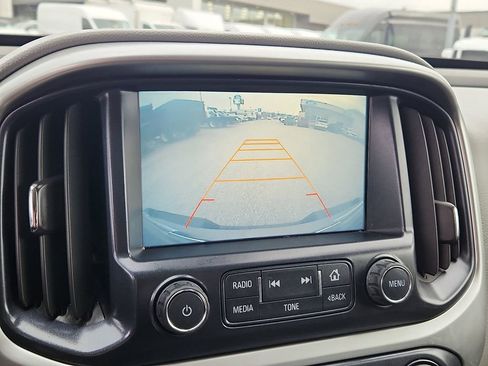 Used 2016 Chevrolet Colorado LT w/ LT Convenience Package image 11