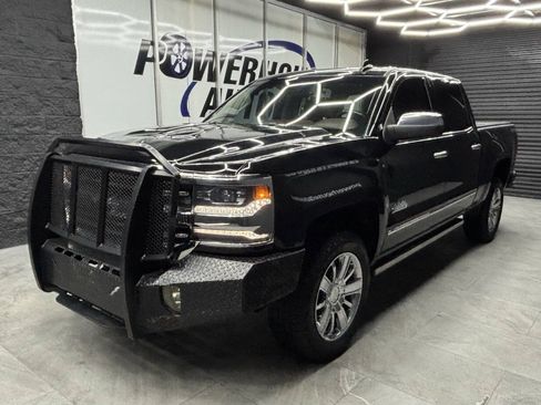 Used 2016 Chevrolet Silverado 1500 High Country w/ High Country Premium Package AWD/4WD image 4