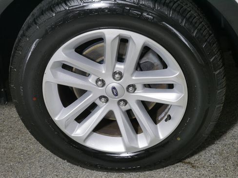 Used 2016 Ford Explorer Base image 15