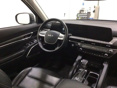 Used 2024 Kia Telluride EX AWD/4WD image 14