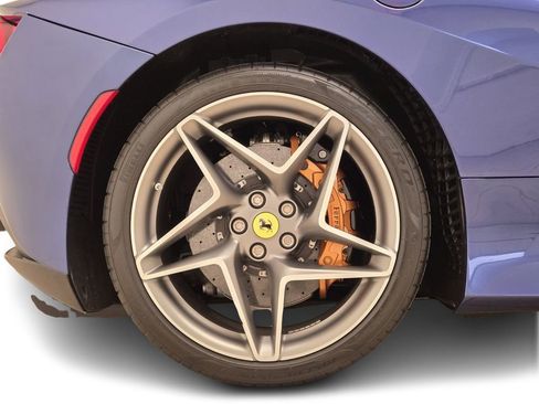 Used 2022 Ferrari F8 Tributo image 7