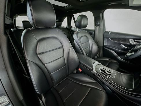Certified 2018 Mercedes-Benz GLC 300 4MATIC image 28