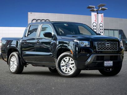 Used 2023 Nissan Frontier SV w/ Tow Package