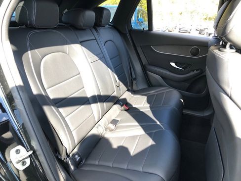 Used 2022 Mercedes-Benz GLC 300 4MATIC w/ Premium Package Lite image 37