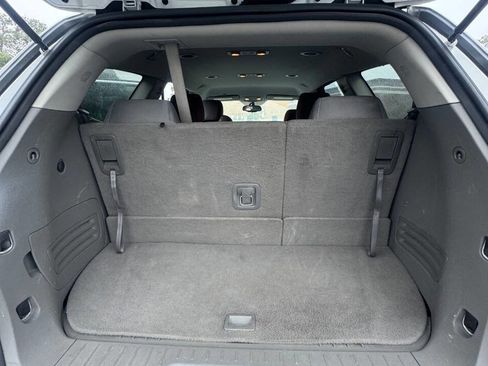 Used 2017 Chevrolet Traverse LT image 10