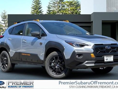 New 2025 Subaru Crosstrek 2.5i Wilderness w/ Crosstrek Mirror Package AWD/4WD image 1