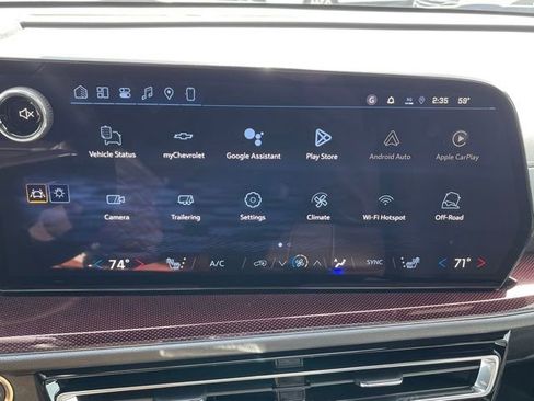 New 2026 Chevrolet Traverse Z71 w/ Driver Confidence Package AWD/4WD image 9