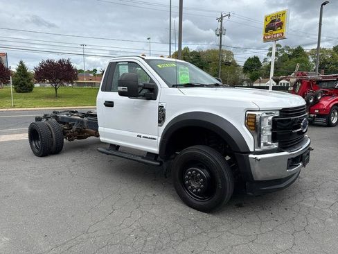 Used 2019 Ford F450 XL w/ XL Value Package AWD/4WD image 3
