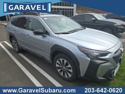Used 2023 Subaru Outback Limited image 1