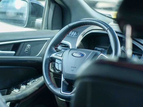 Used 2024 Ford Edge ST-Line AWD/4WD image 23