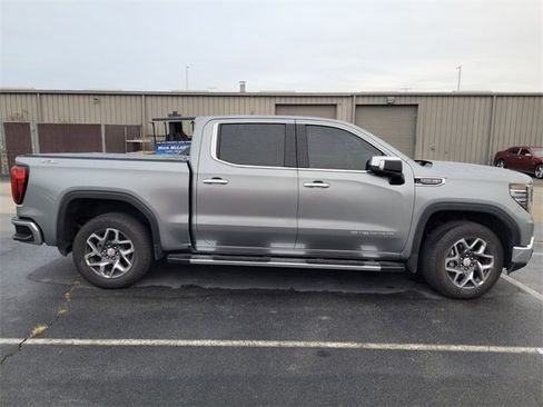 Used 2025 GMC Sierra 1500 SLT w/ SLT Premium Package image 2