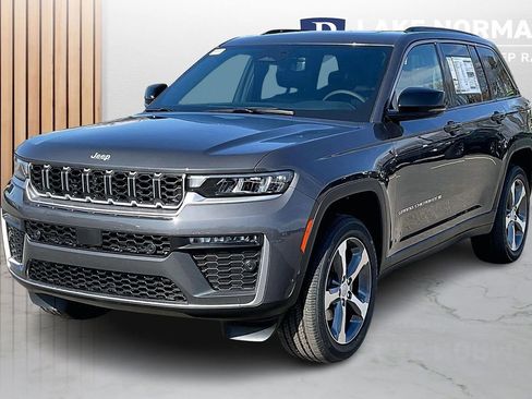 New 2026 Jeep Grand Cherokee Limited w/ Luxury Tech Group II AWD/4WD image 4