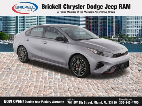 Used 2023 Kia Forte GT FWD image 2