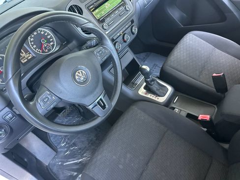 Used 2013 Volkswagen Tiguan S AWD/4WD image 10