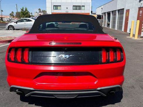 Used 2018 Ford Mustang Premium RWD image 4