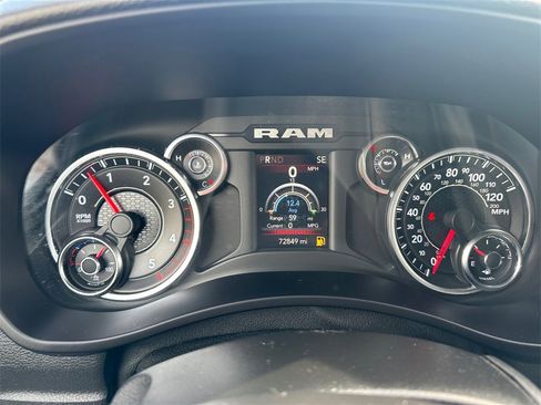 Certified 2022 RAM 3500 Big Horn image 24