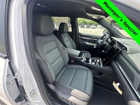 New 2026 GMC Terrain AT4 w/ Convenience Package III image 23