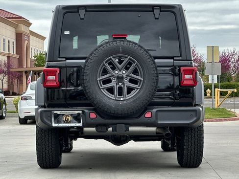 New 2025 Jeep Wrangler Sport S image 5