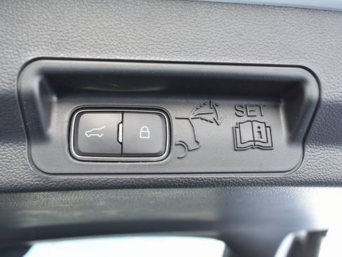 Used 2023 Ford Explorer XLT w/ Equipment Group 202A image 38