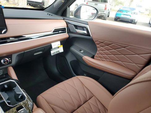New 2026 Mitsubishi Outlander SEL FWD image 11
