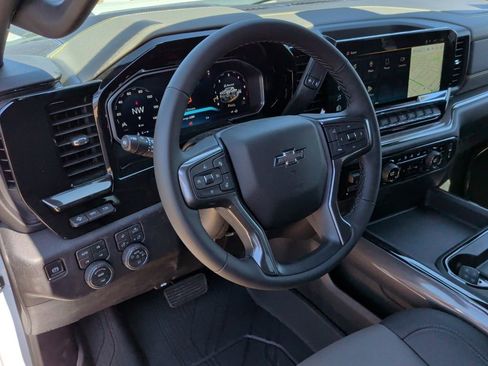 New 2026 Chevrolet Silverado 2500 ZR2 AWD/4WD image 15