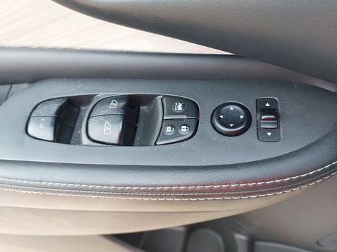 Used 2016 Nissan Murano S w/ Navigation Package AWD/4WD image 27