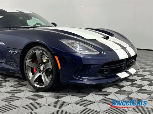 Used 2016 Dodge Viper GTS RWD image 44