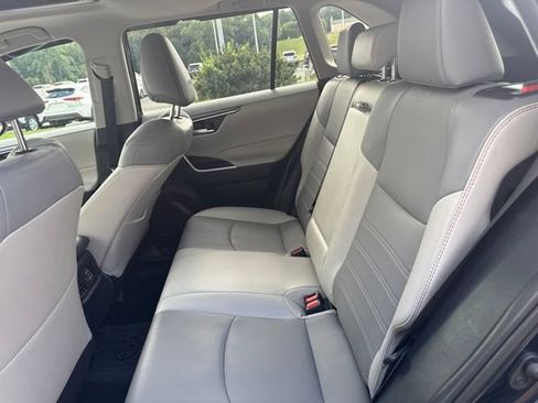 Used 2025 Toyota RAV4 XLE Premium w/ Weather Package AWD/4WD image 27
