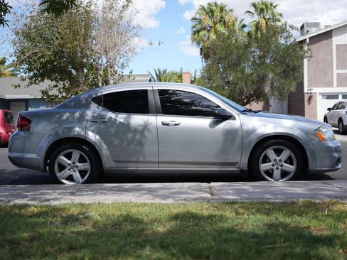Used 2013 Dodge Avenger SE FWD image 13