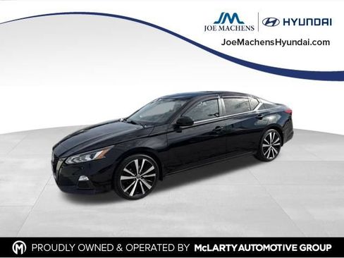 Used 2021 Nissan Altima 2.5 SR FWD image 2