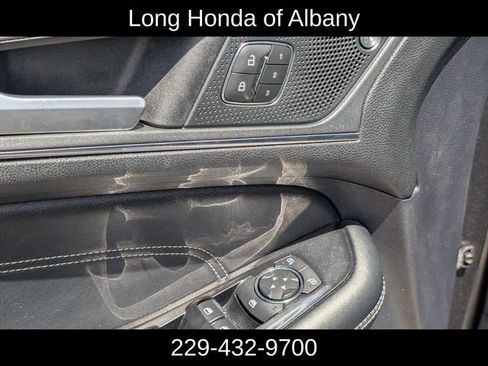 Used 2020 Ford Edge Titanium AWD/4WD image 6